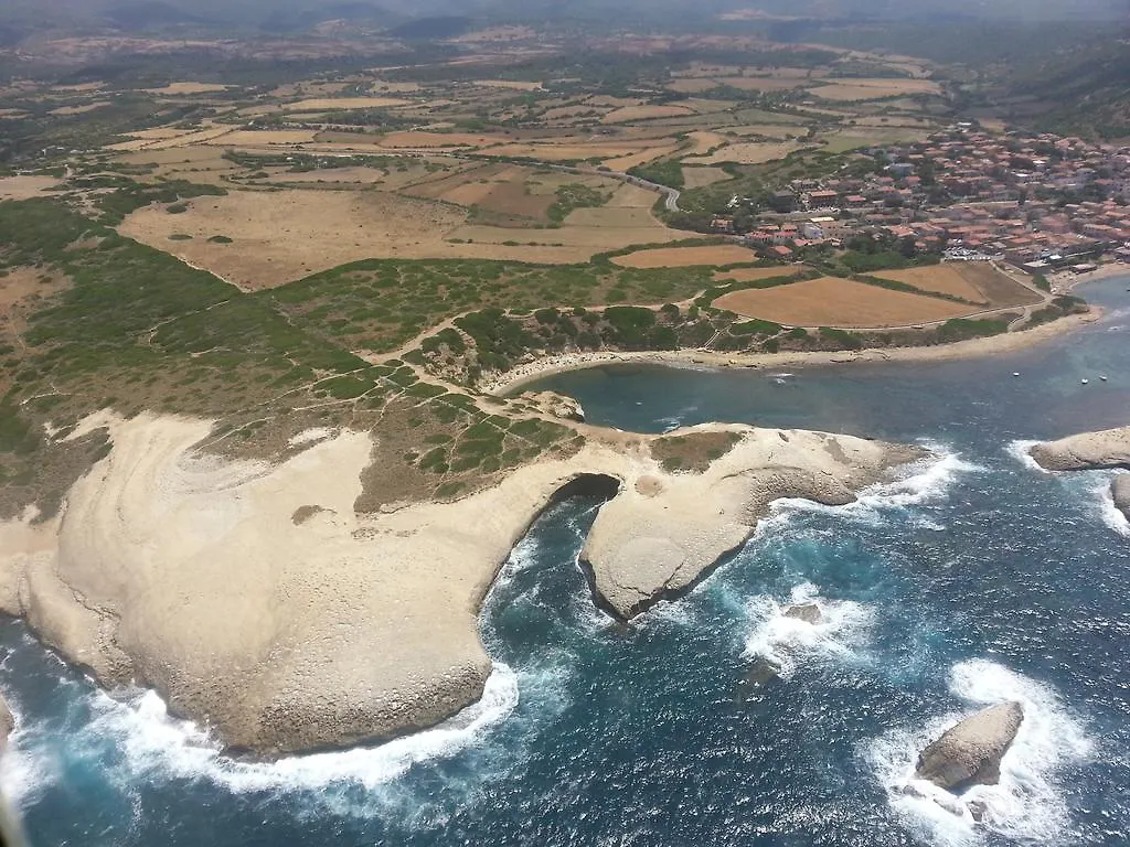 Torre Del Pozzo Bed & Breakfast S'archittu Cuglieri 0*,