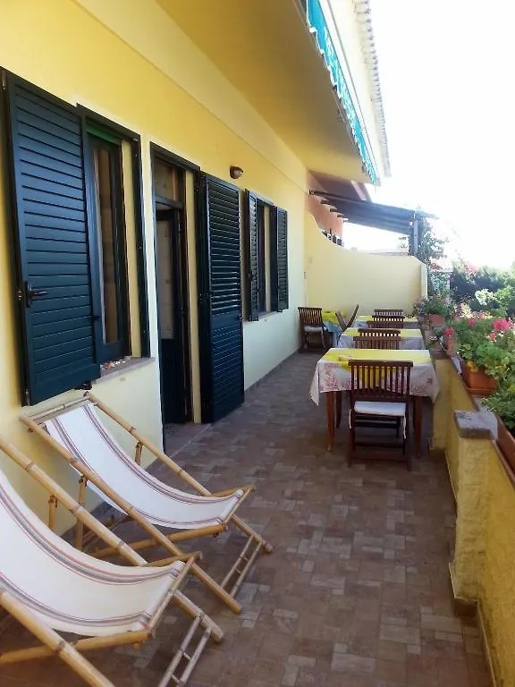 Torre Del Pozzo Bed & Breakfast S'archittu Cuglieri Italy