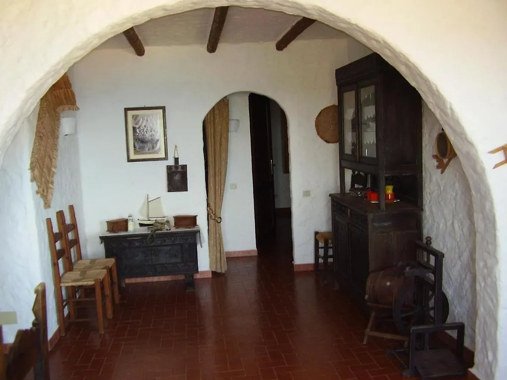 Torre Del Pozzo Bed & Breakfast S'archittu Cuglieri Italy